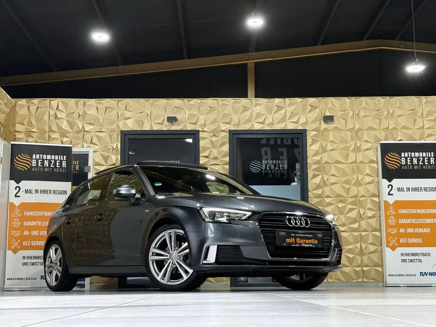 Audi A3 Sportback sport/S-LINE/LEDER/LED/PANORAMA Gris - 1