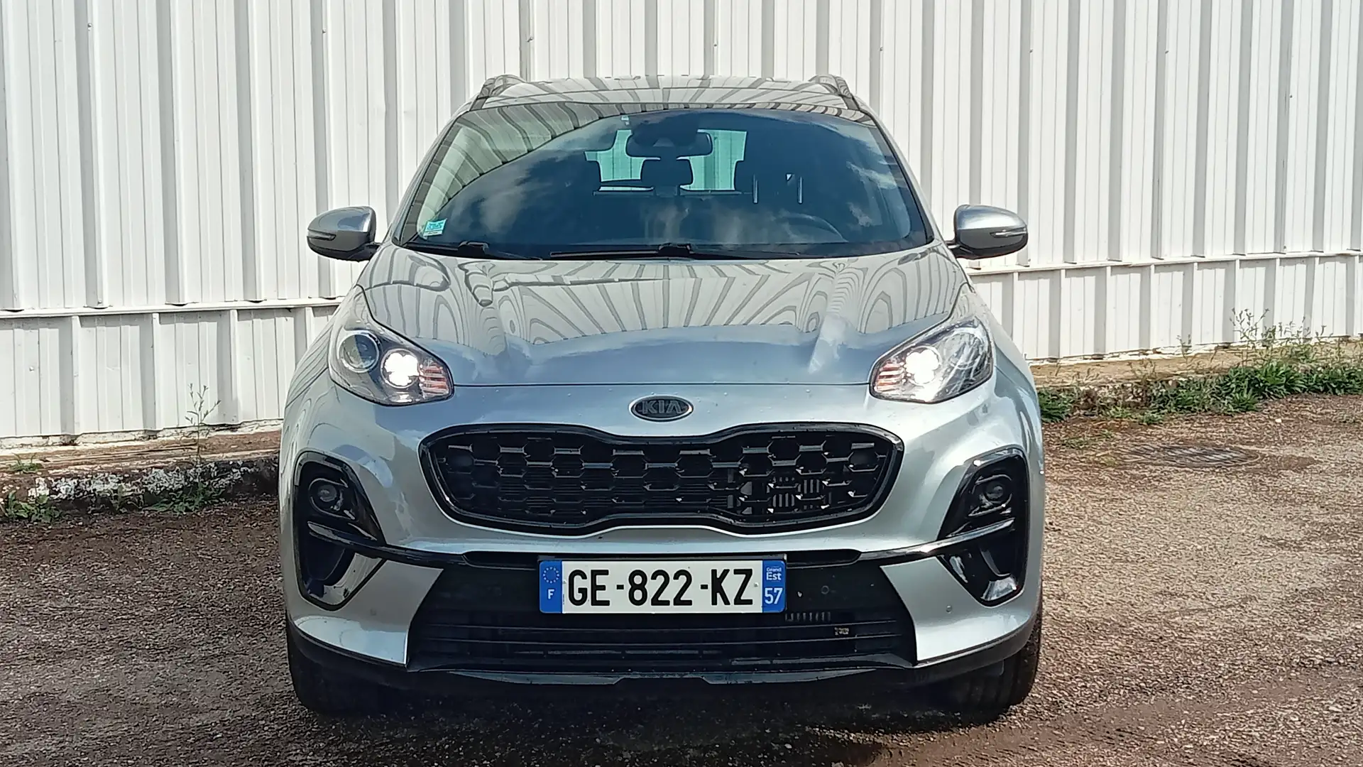 Kia Sportage 1.6 CRDi 136ch MHEV ISG DCT7 4x2 Black Edition Gris - 2