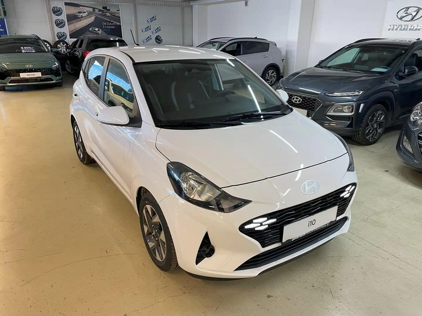 Hyundai i10 1,0 GO PLUS 63 PS *TAGESZULASSUNG* Blanc - 2