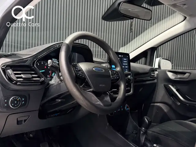 Ford Fiesta view 11