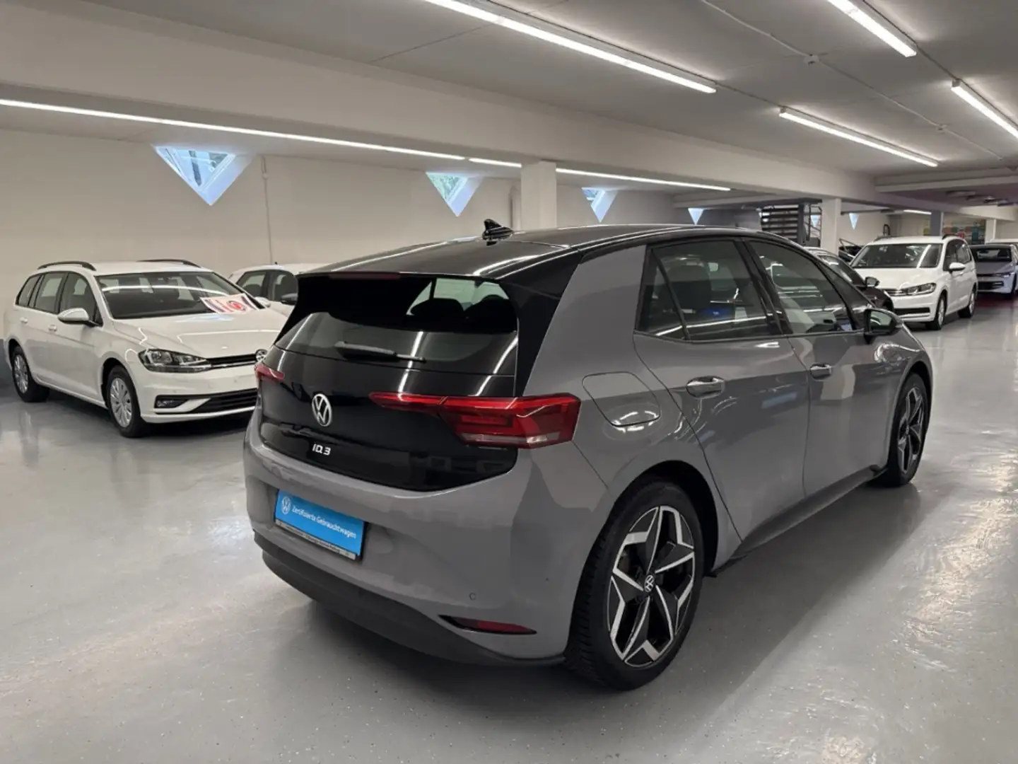 Volkswagen ID.3 Pro 58 kWh LED Navi Leichtmetallräder App-Conncet Grau - 2
