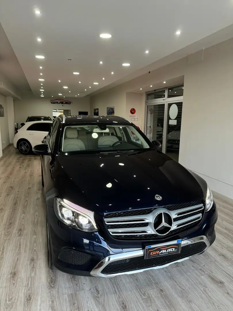 Mercedes-Benz GLC 250 GLC 250 d 4Matic Premium Modrá - 2