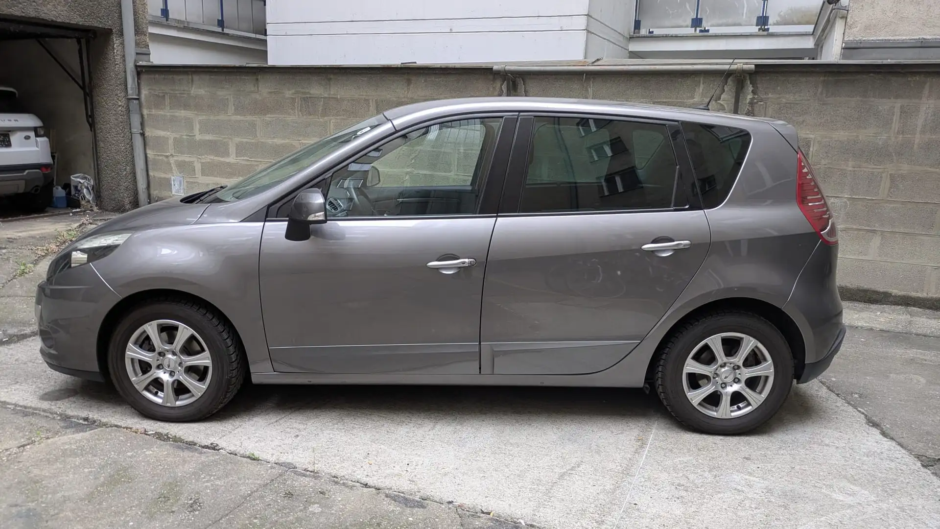 Renault Megane Mégane Dynamique 1,5 dCi Dynamique Grau - 2