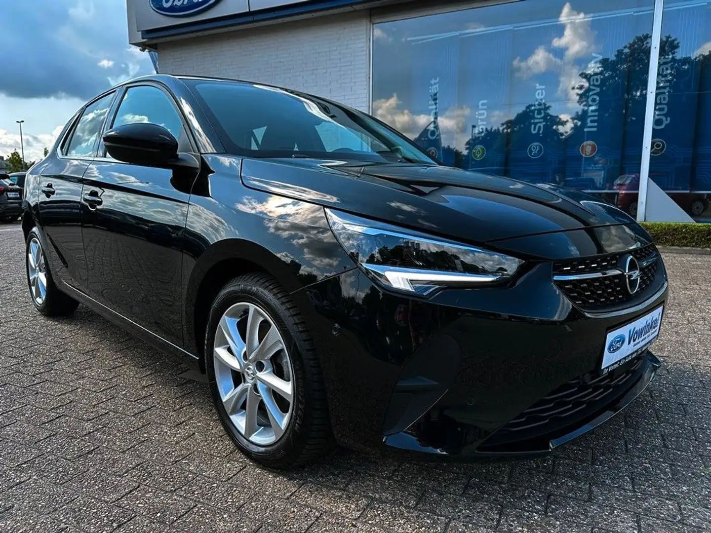 Opel Corsa F Elegance GRA+LED+PDC+BLIS+CarPlay+Allwrr Zwart - 2