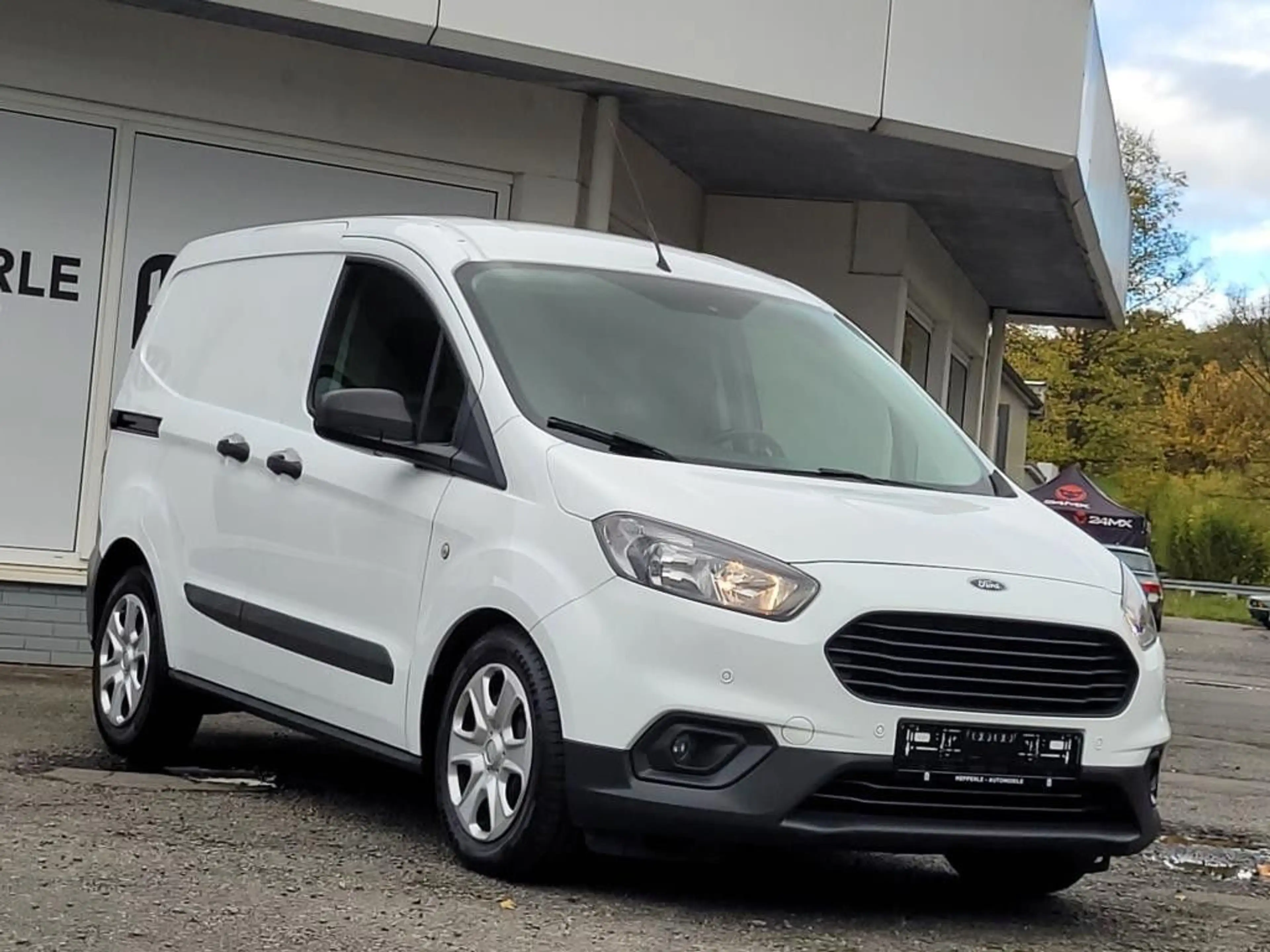 Ford Transit Courier Trend KLIMA+NAVI+TEMP+PDC+KAMERA — photo 11