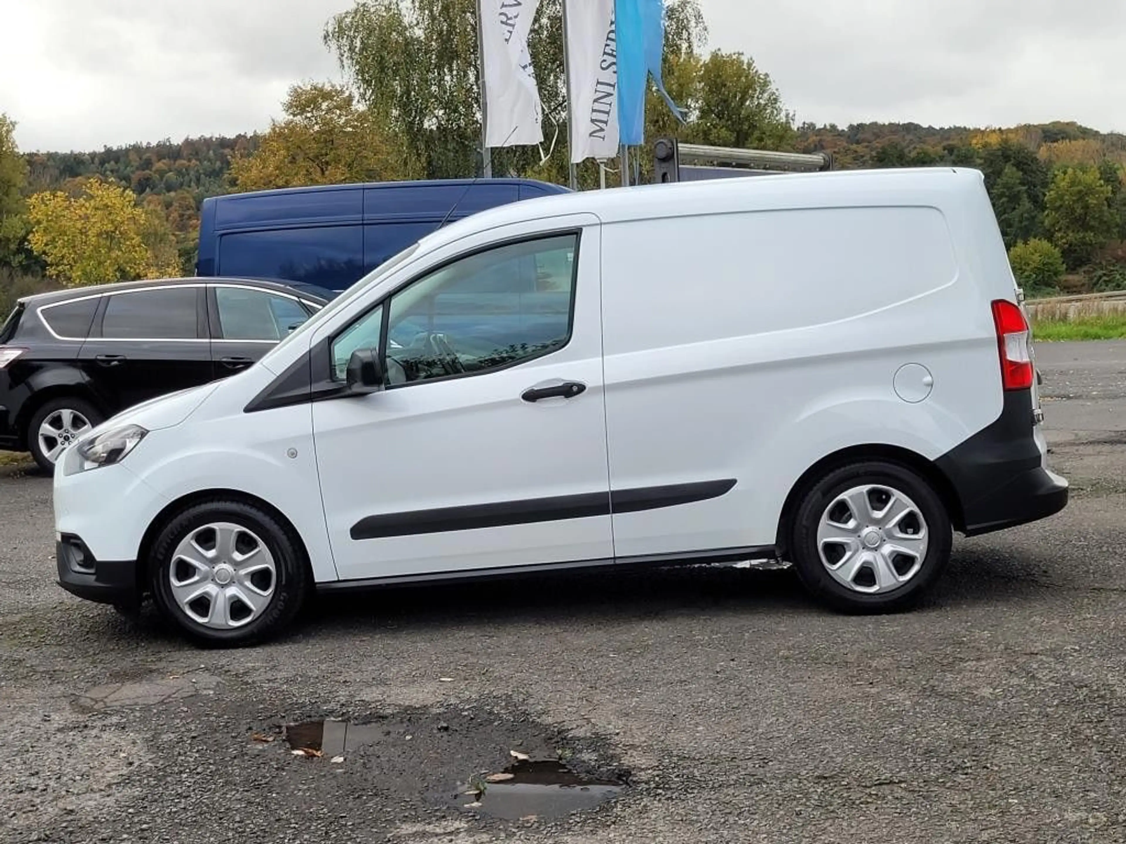 Ford Transit Courier Trend KLIMA+NAVI+TEMP+PDC+KAMERA — photo 3
