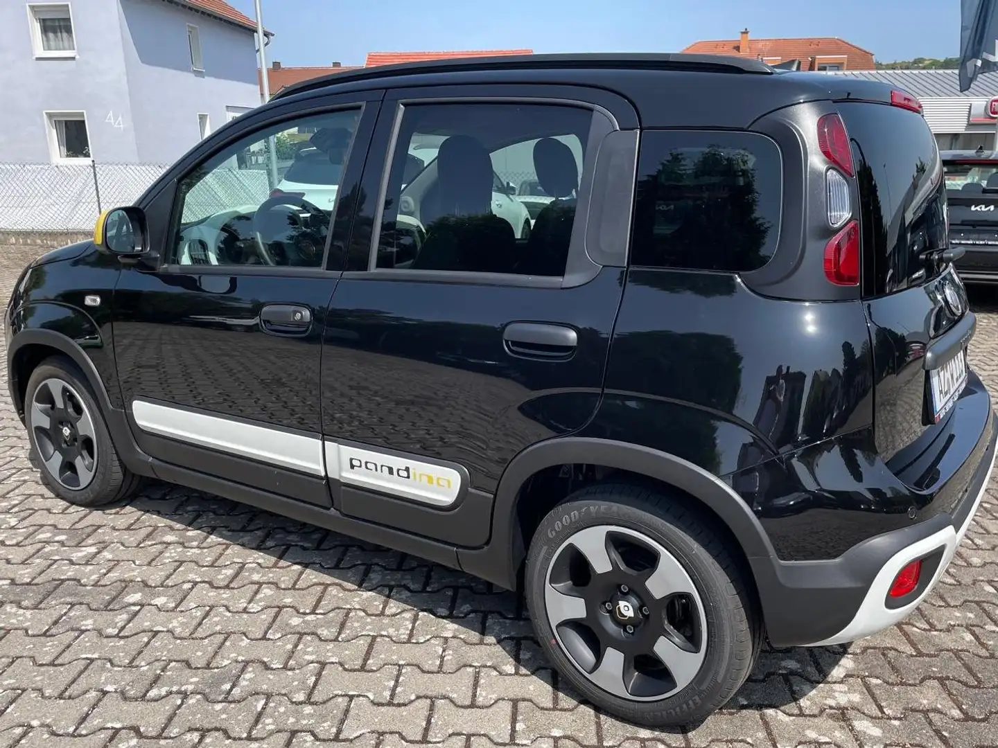 Fiat Panda Pandina Cross Schwarz - 2