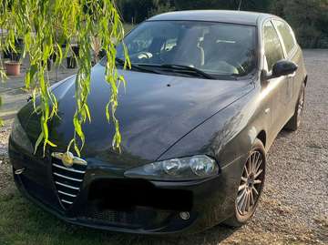 147 II 2004 5p 1.6 ts 16v Distinctive 105cv