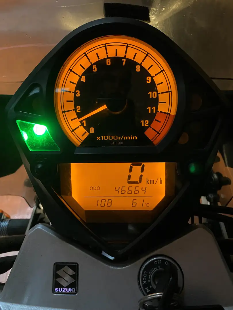 Suzuki SV 1000 naked Argento - 2