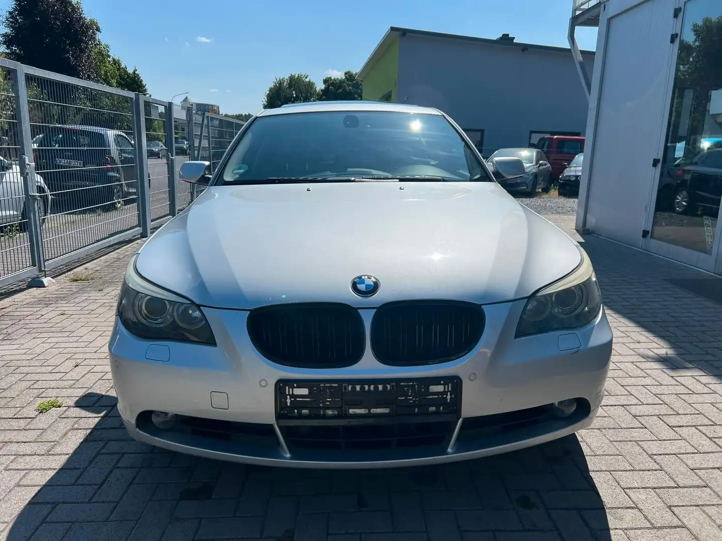 BMW 525 Baureihe 5 Lim. 525i Argent - 2