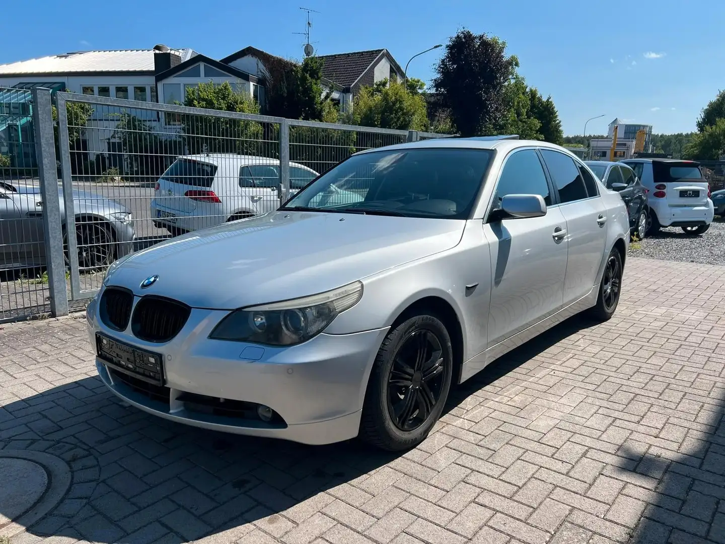 BMW 525 Baureihe 5 Lim. 525i Argent - 1
