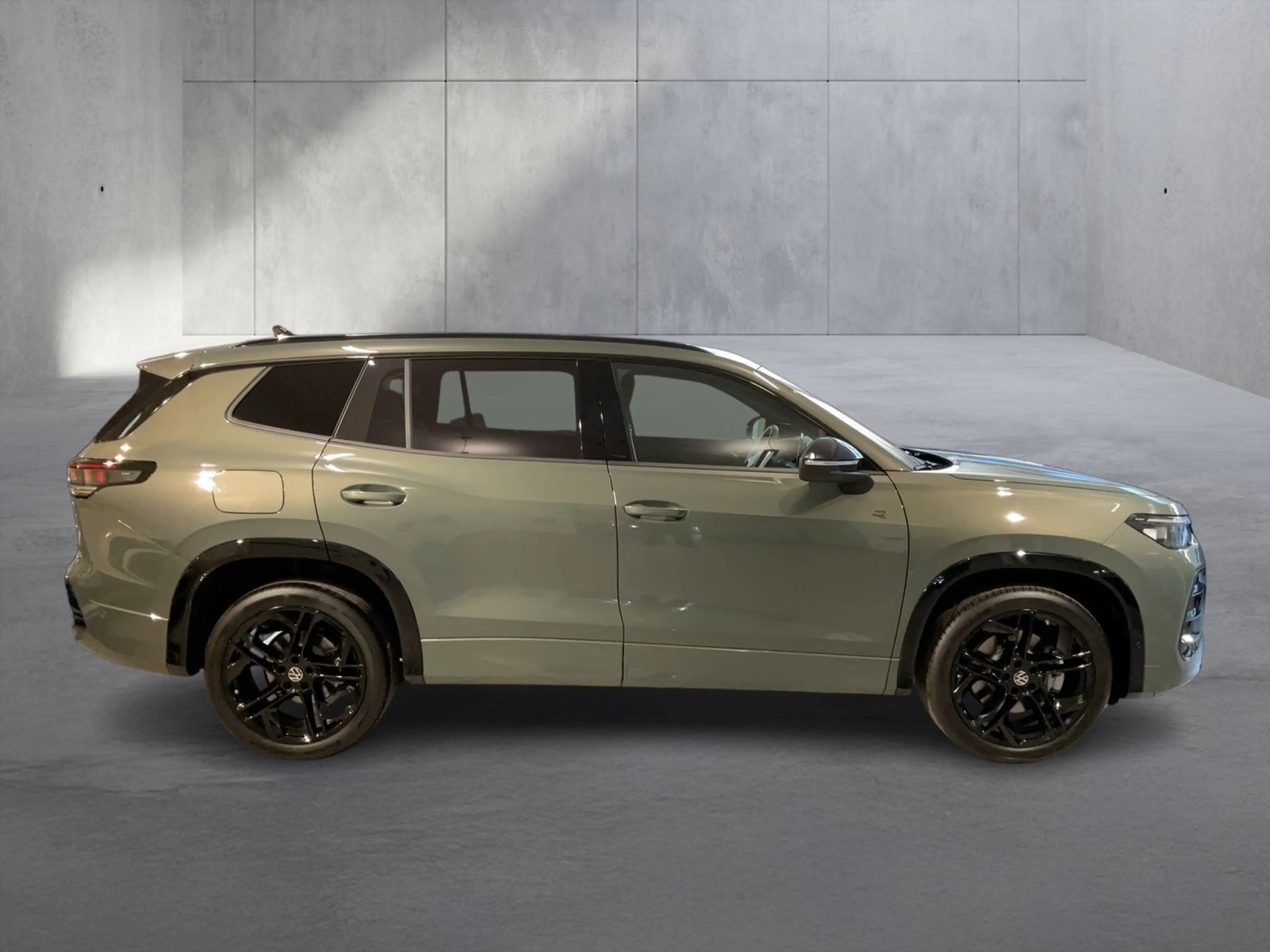 Volkswagen Tayron Sport eTSI DSG — photo 6