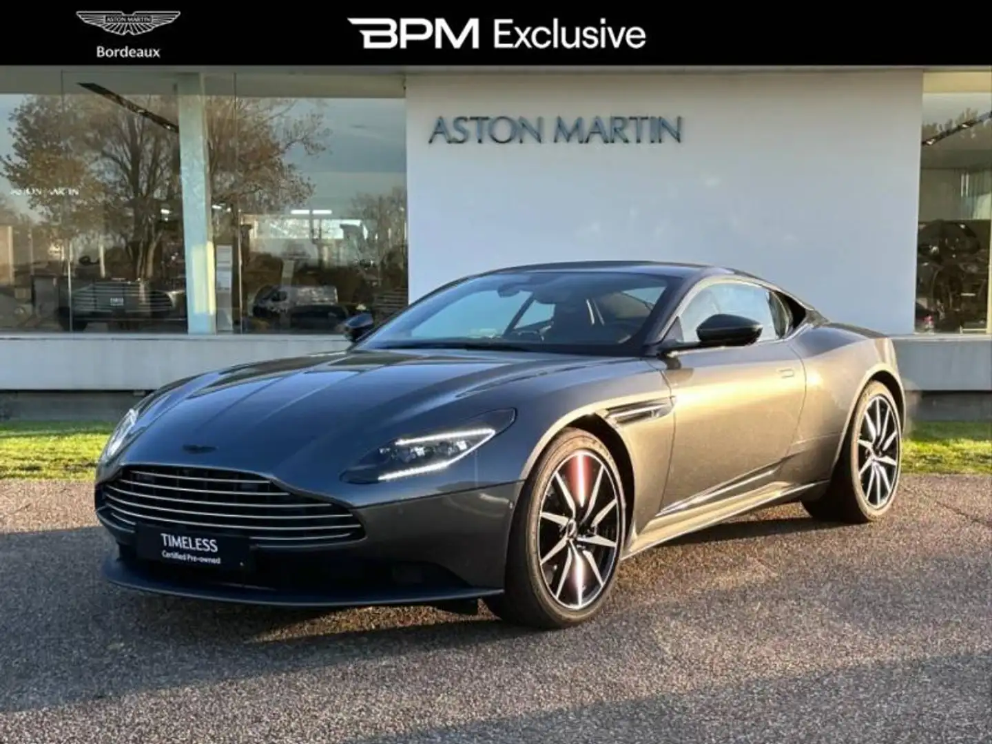 Aston Martin DB11 V8 4.0 510ch BVA8 Plateado - 1