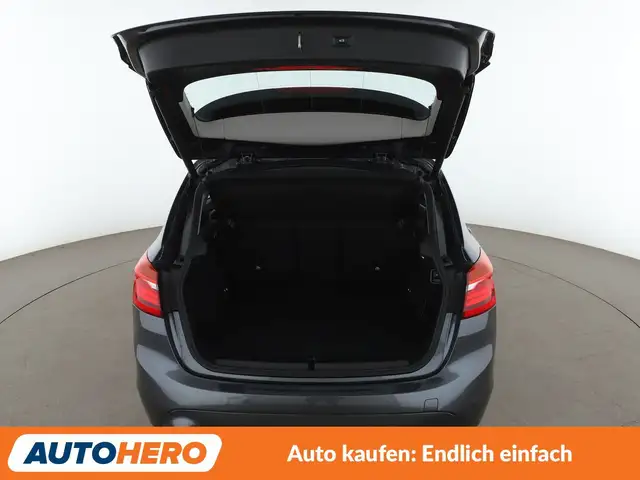 BMW 2 Series view 16