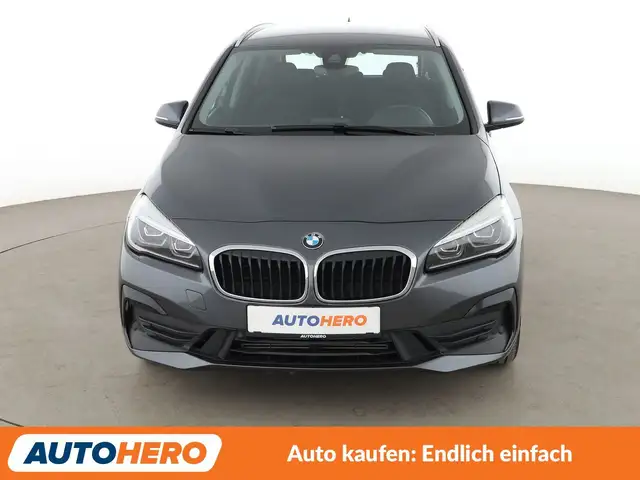 BMW 2 Series view 9