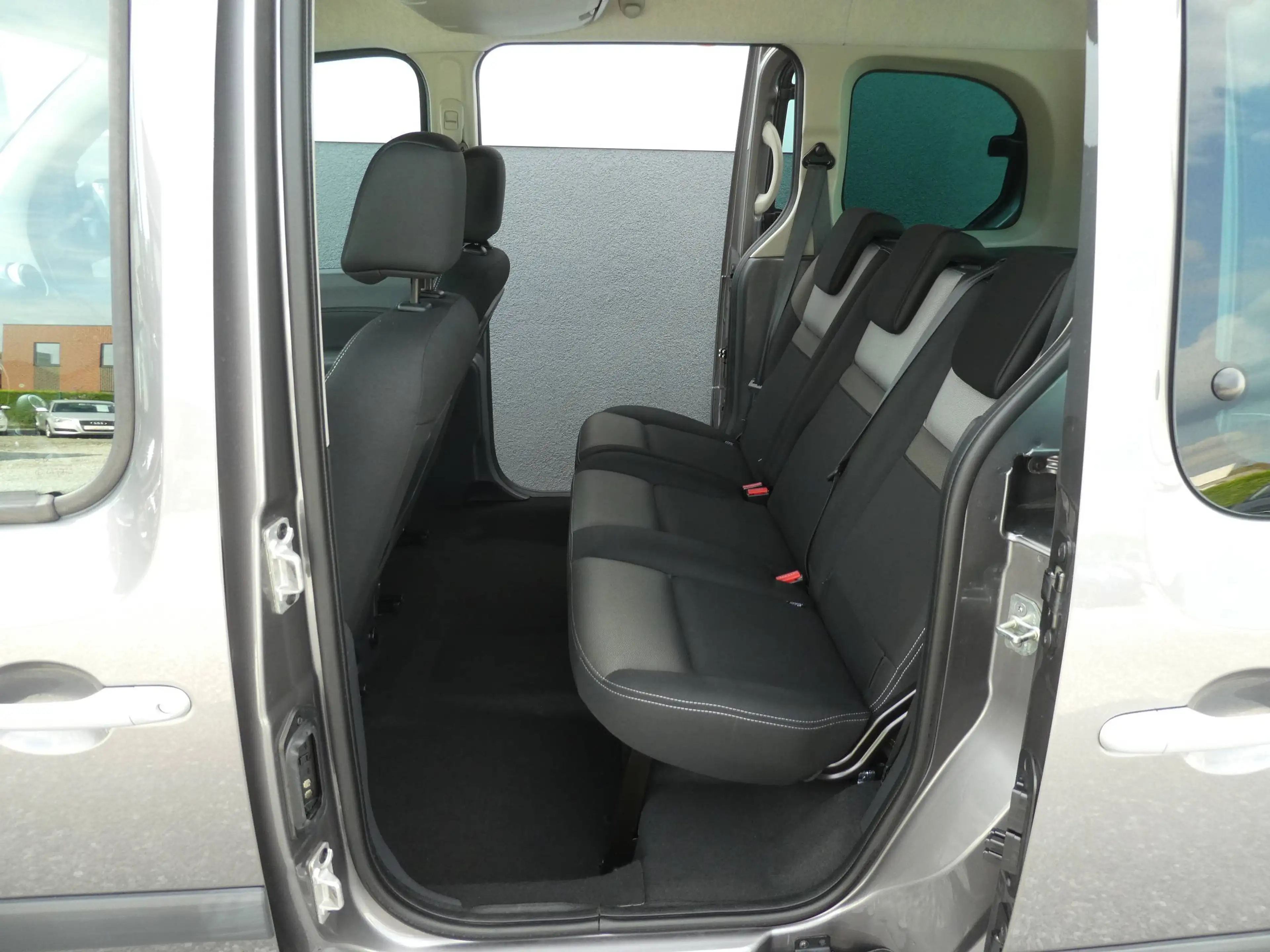 Renault Kangoo 1.2 TCe Limited Navi, Airco, Bluetooth, PDC — photo 14