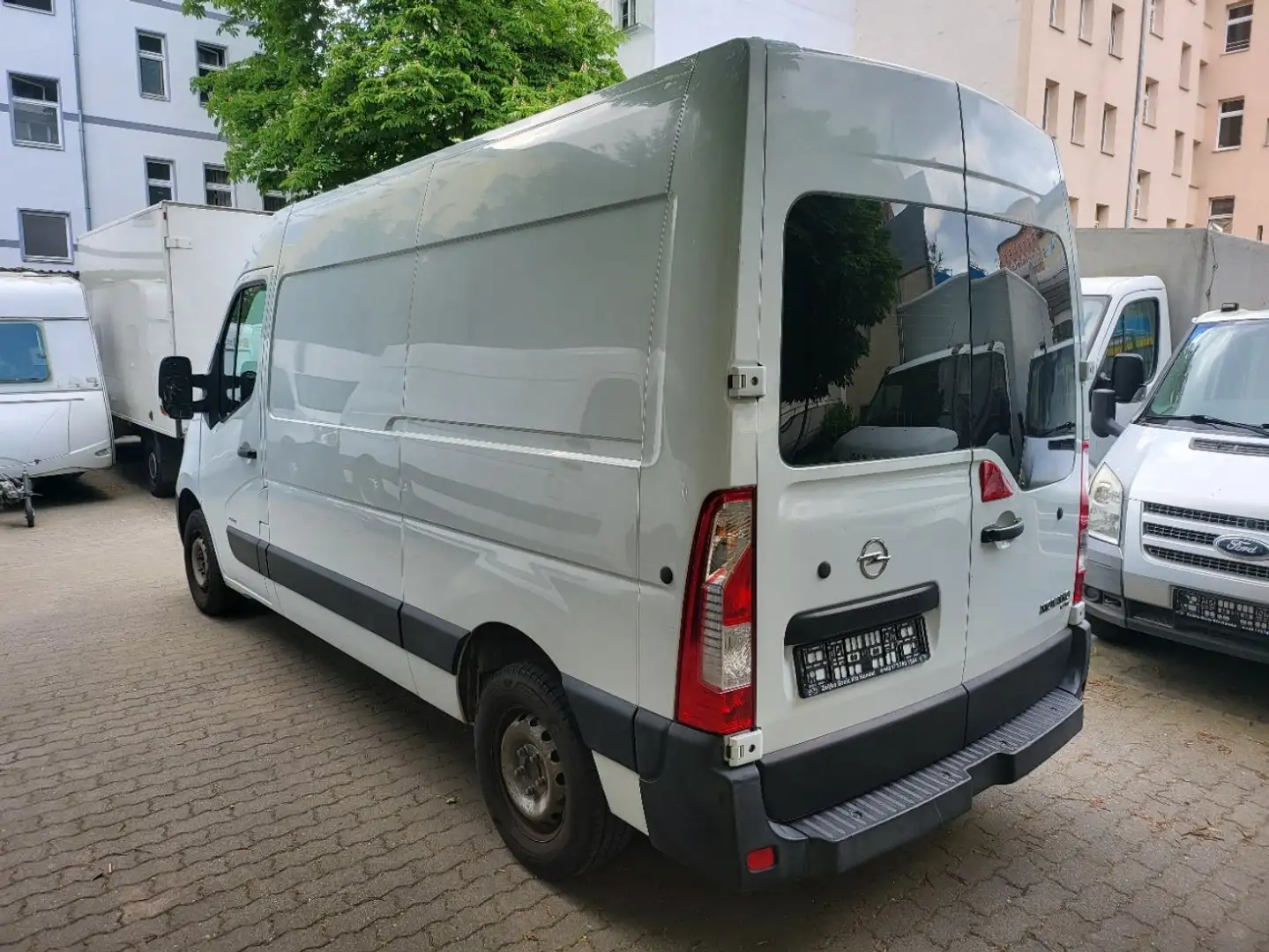 Opel Movano 2.3 CDTI 125PS L2H2 Navi Klimautomatik Blanc - 2
