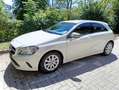 Mercedes-Benz A 160 A 160 Austria Edition Automatik (7G-DCT) nur 61.998 km (Preis Verhandlungsbasis) Weiß - thumbnail 2