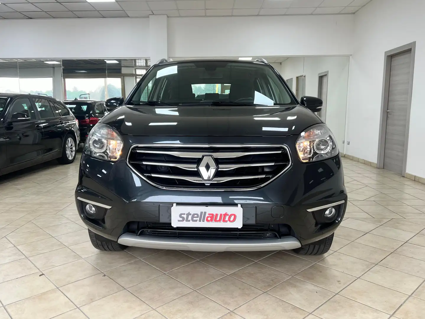 Renault Koleos Koleos 2.0 dci Luxe esm 4x4 150cv proactive Grey - 2