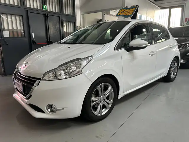 Peugeot 208 208 5p 1.2 puretech Allure s AUTOMATICA