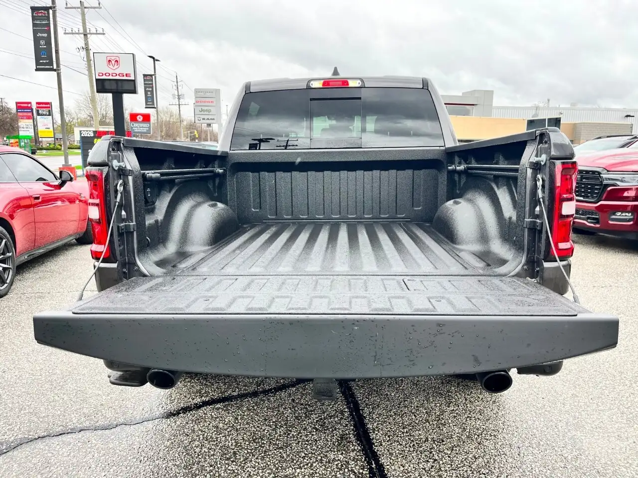 RAM 1500 снимка RAM 1500