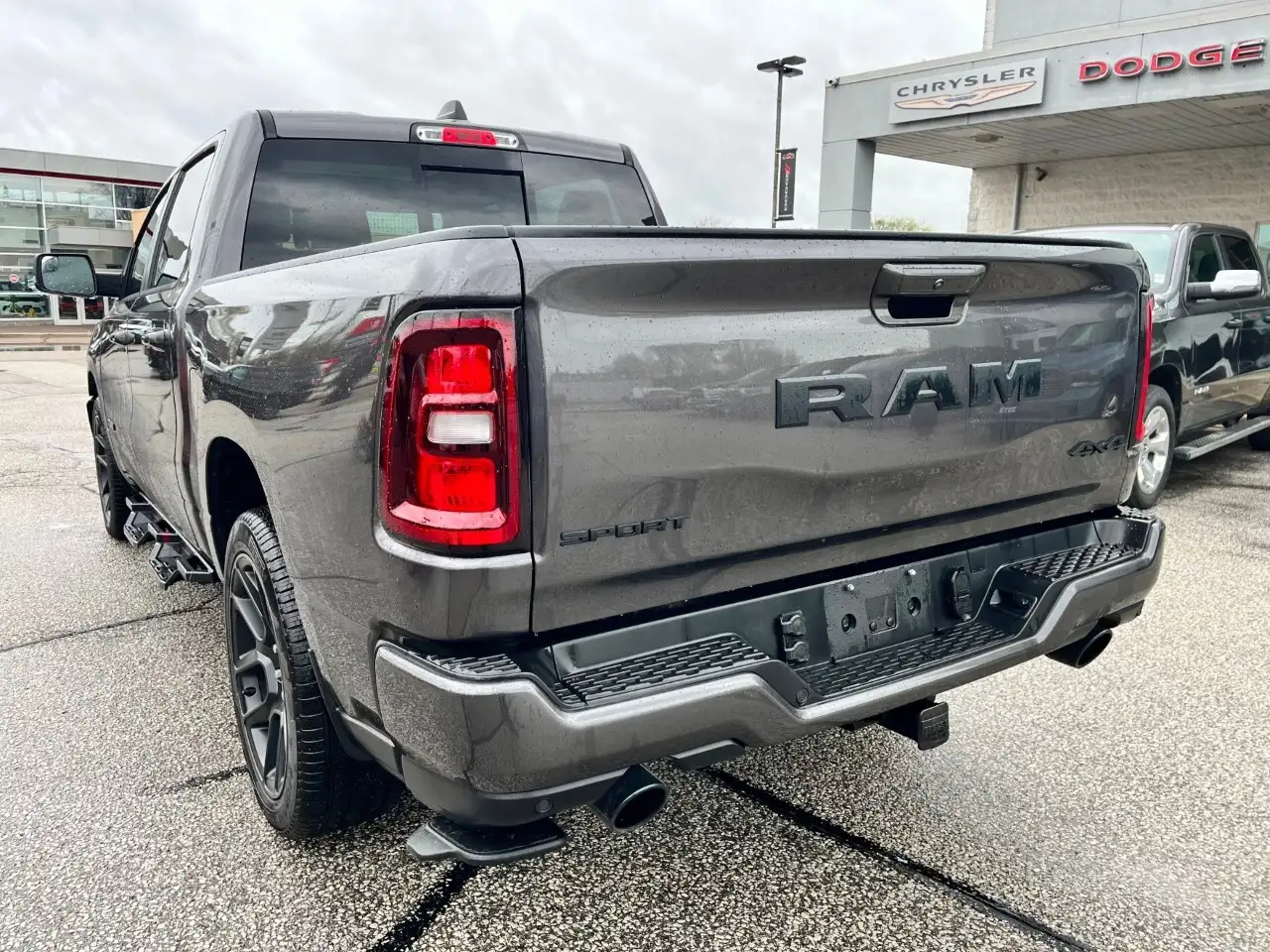 RAM 1500 снимка RAM 1500