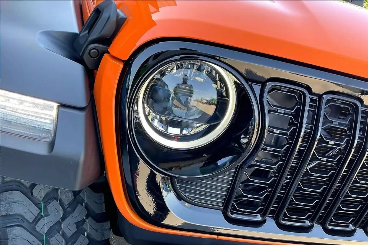 Jeep Wrangler снимка Jeep Wrangler