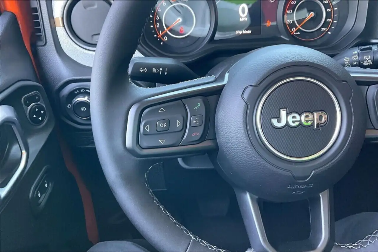 Jeep Wrangler снимка Jeep Wrangler