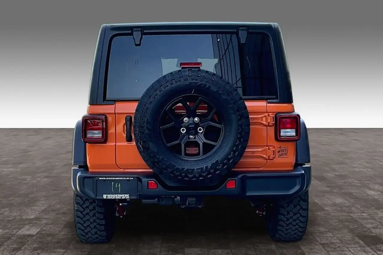 Jeep Wrangler снимка Jeep Wrangler