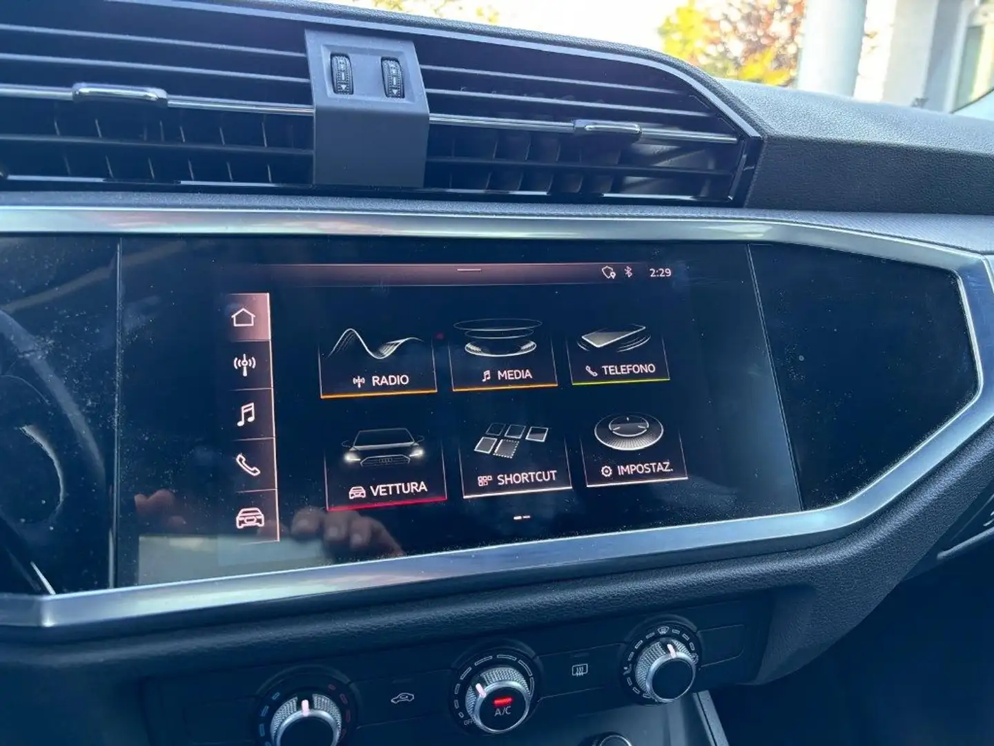 Audi Q3 35 TDI quattro Business Advanced Nero - 2