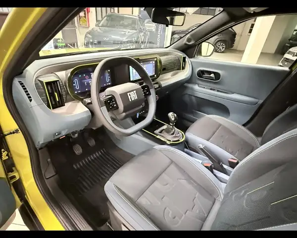 Fiat Grande Panda view 11