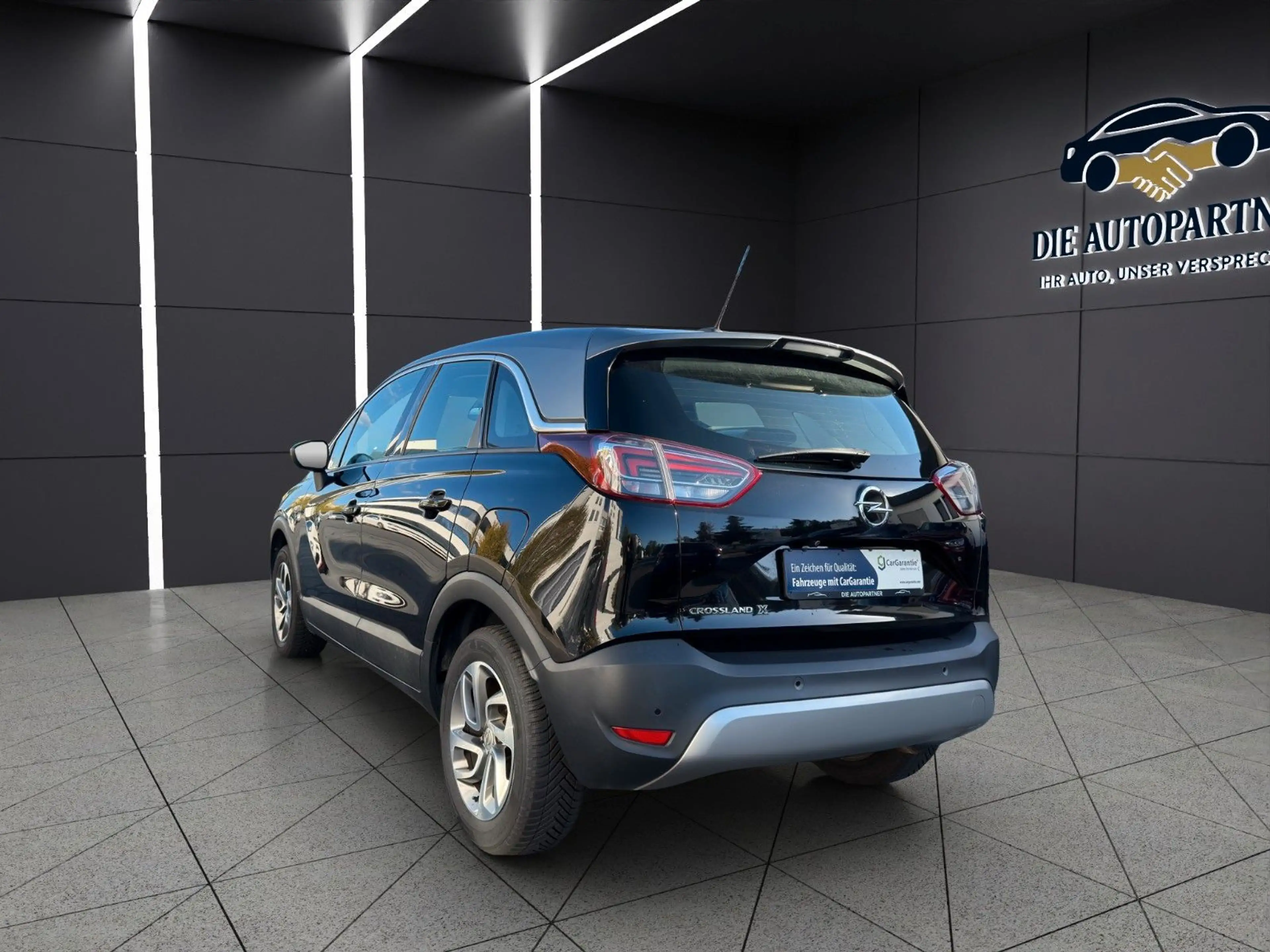 Opel Crossland X 1.2 Innovation AUT. NAVI SHZ KAM — photo 3