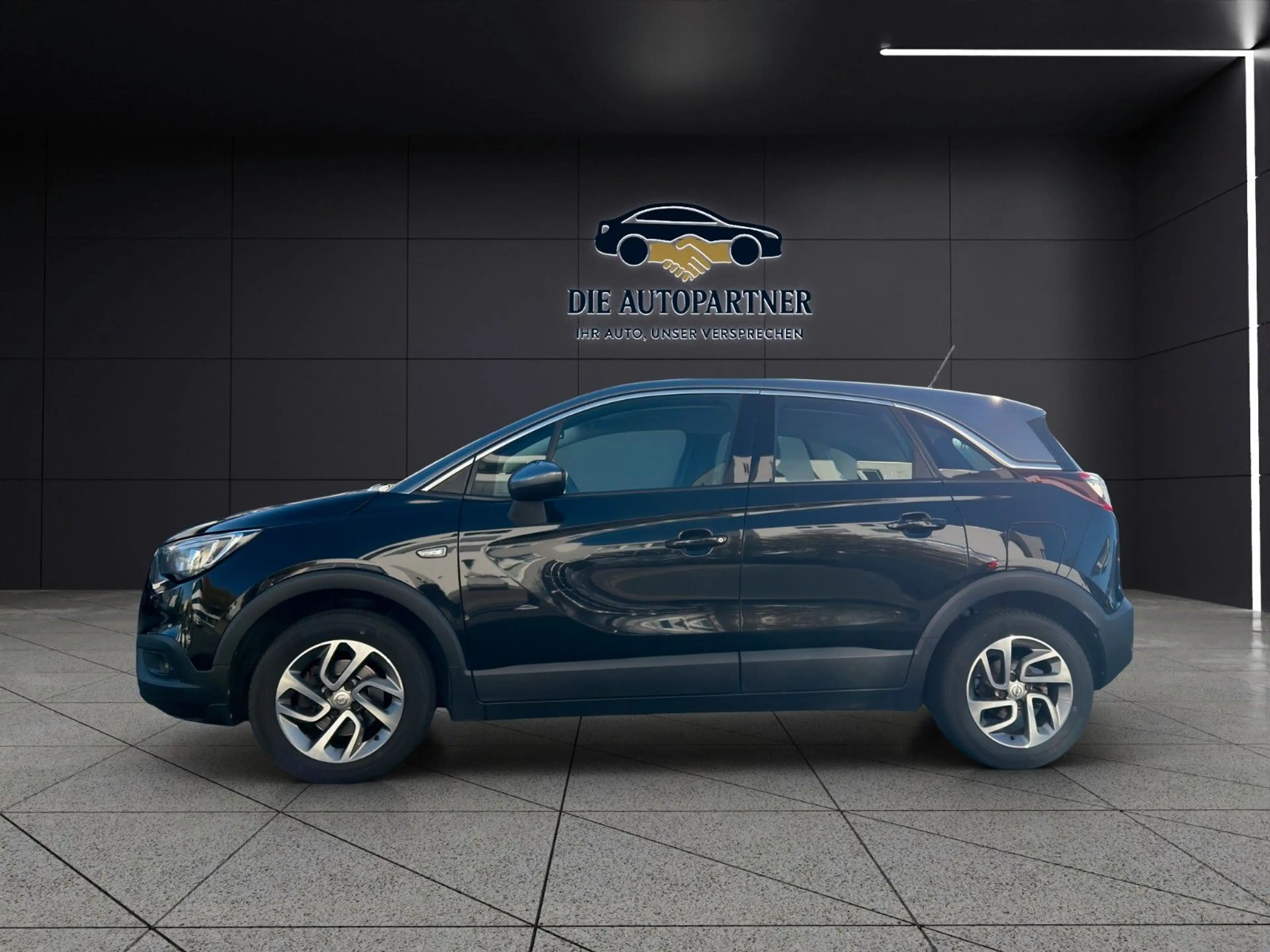 Opel Crossland X 1.2 Innovation AUT. NAVI SHZ KAM — photo 2
