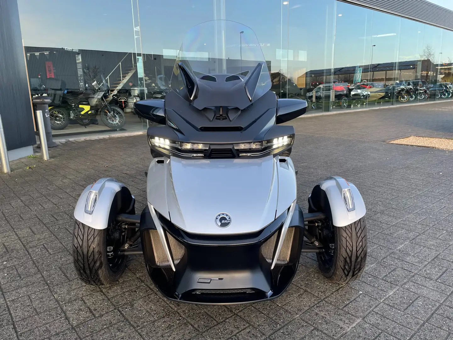 Can-Am Spyder RT Limited // slechts 2988km! Argent - 2