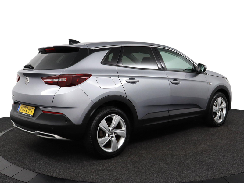 Opel Grandland X 1.2 Turbo Innovation — photo 6