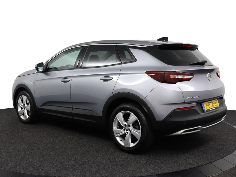 Opel Grandland X 1.2 Turbo Innovation — photo 3