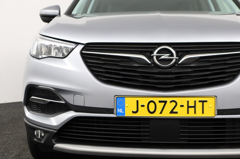 Opel Grandland X 1.2 Turbo Innovation — photo 10