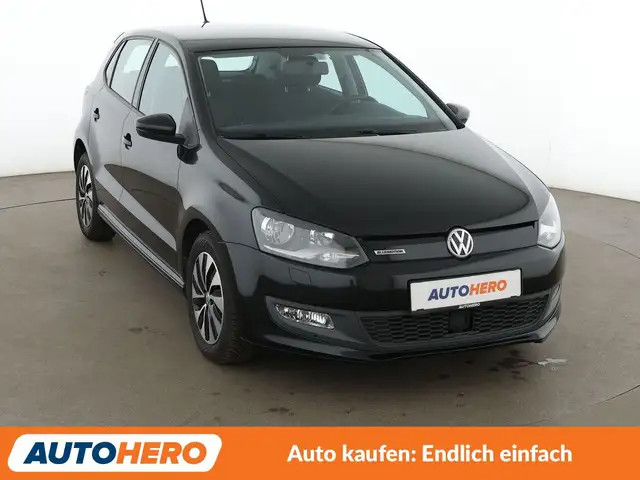Volkswagen Polo view 8