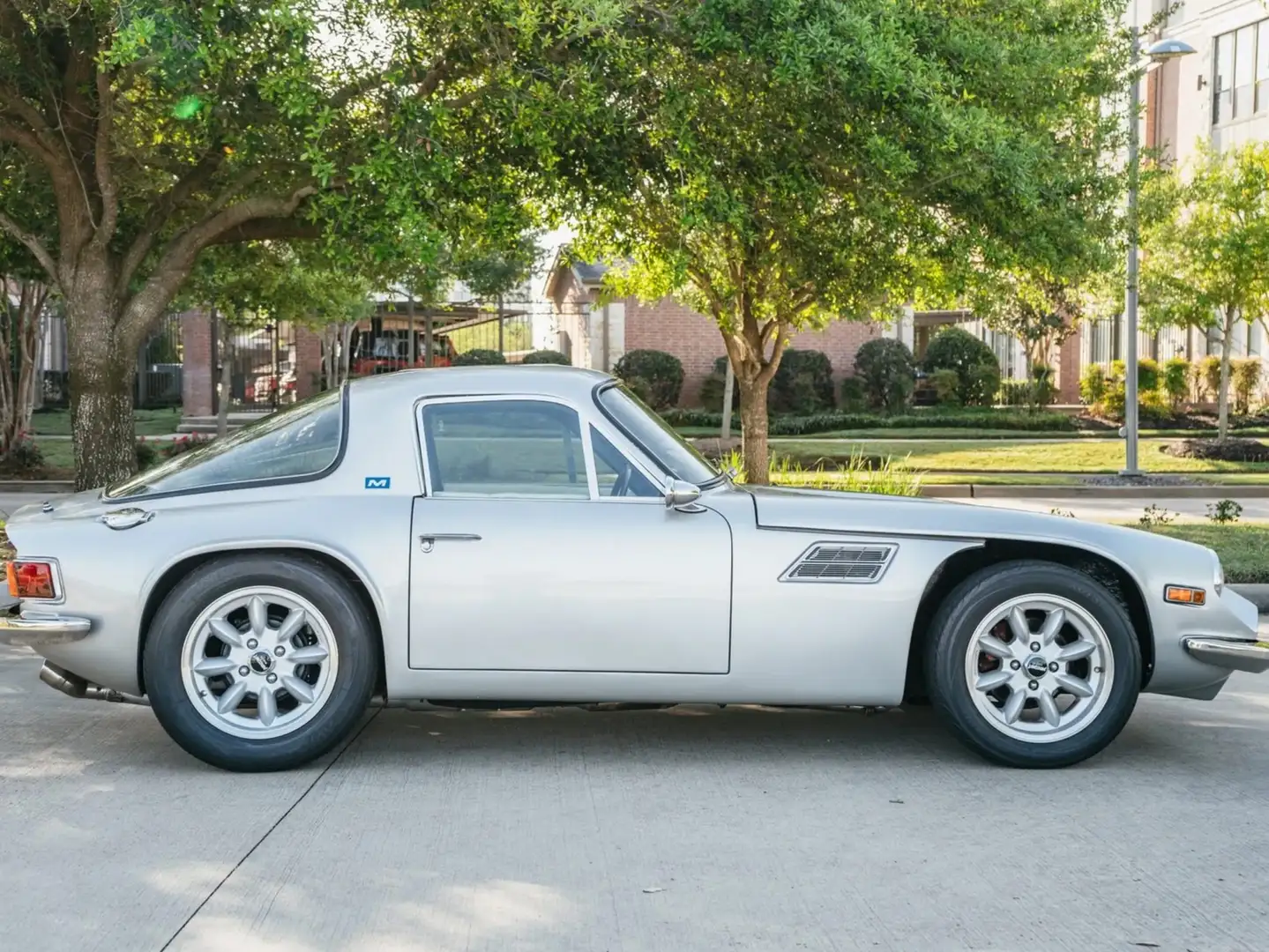 TVR 2500M Srebrny - 2