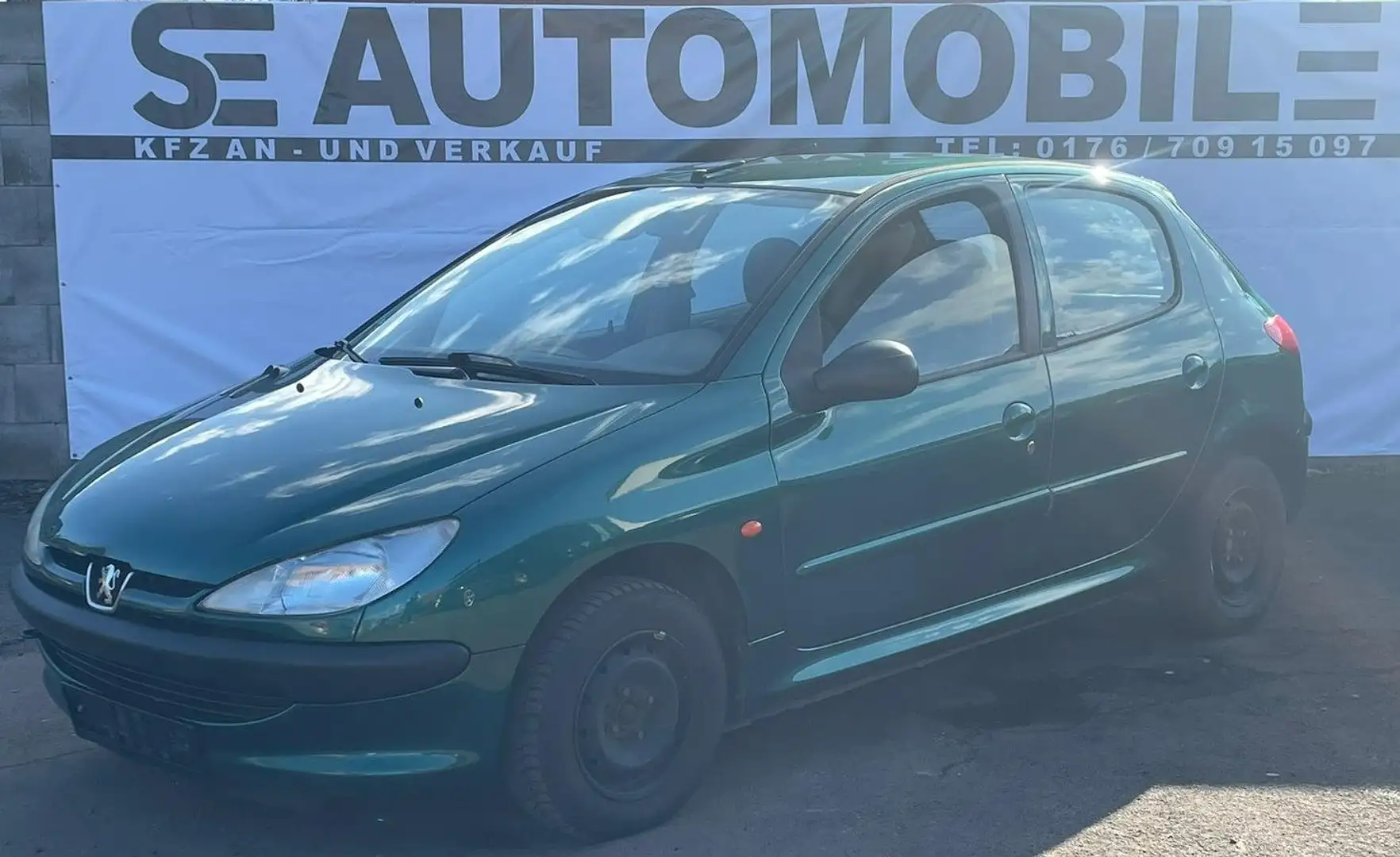 Peugeot 206 75 Style Green - 1
