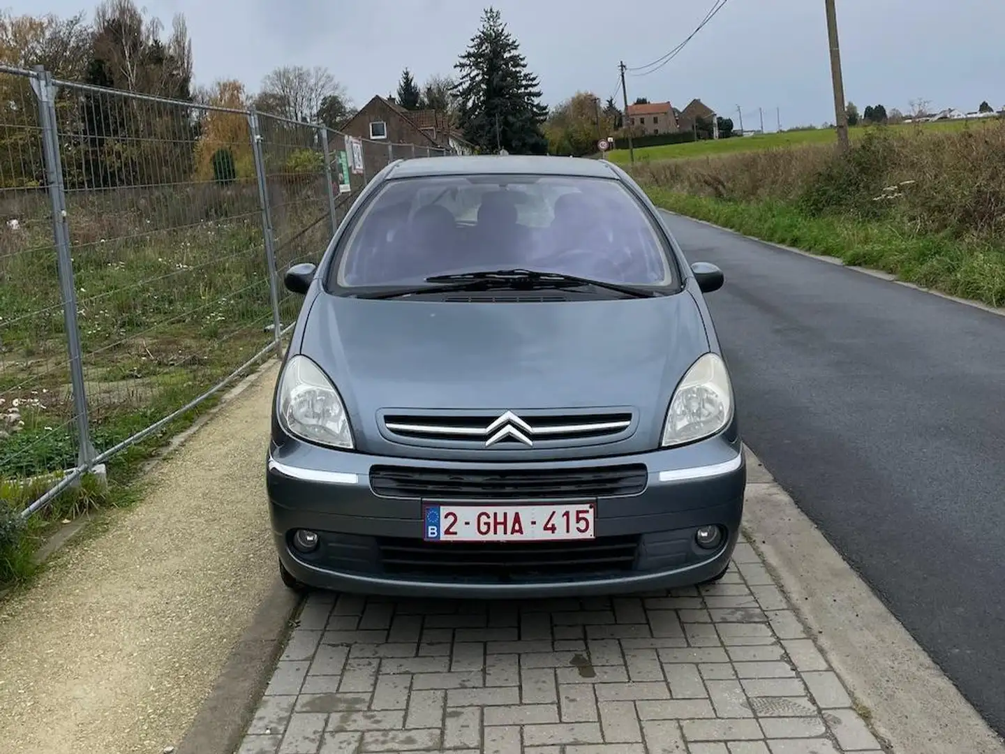Citroen Xsara Picasso Xsara Picasso 1.6i Tentation Bleu - 2