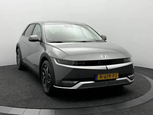 Hyundai Ioniq 5 view 6