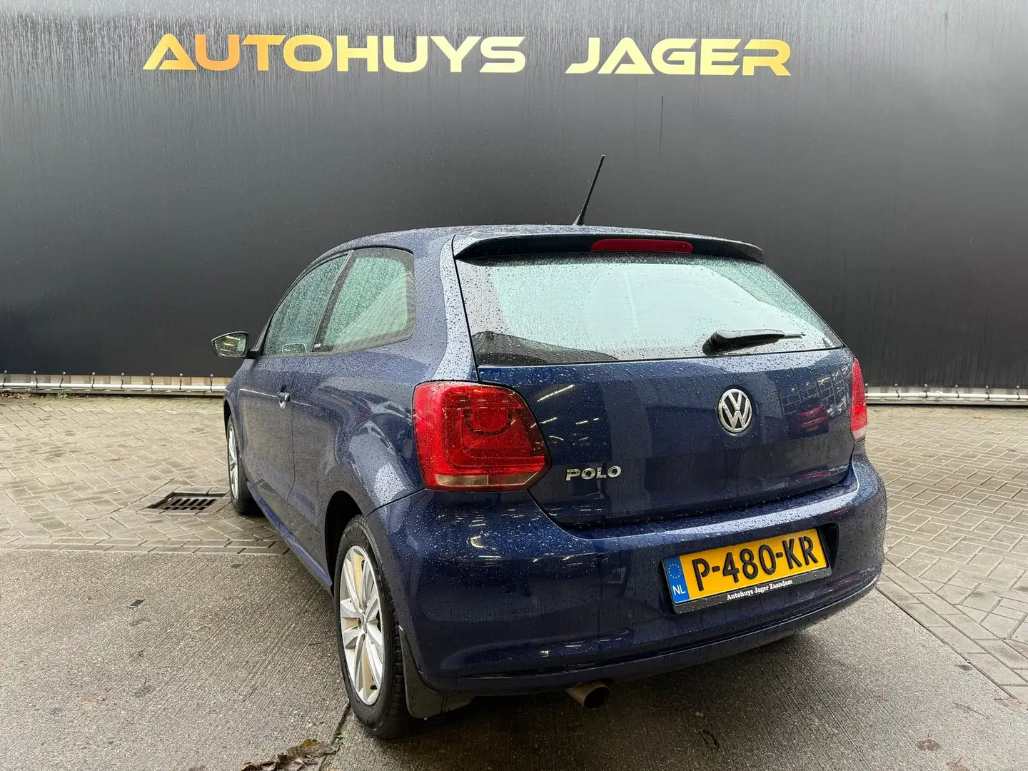 Volkswagen Polo 1.4-16V Comfortline Blau - 2