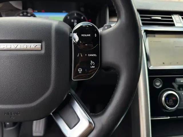 Land Rover Discovery view 21