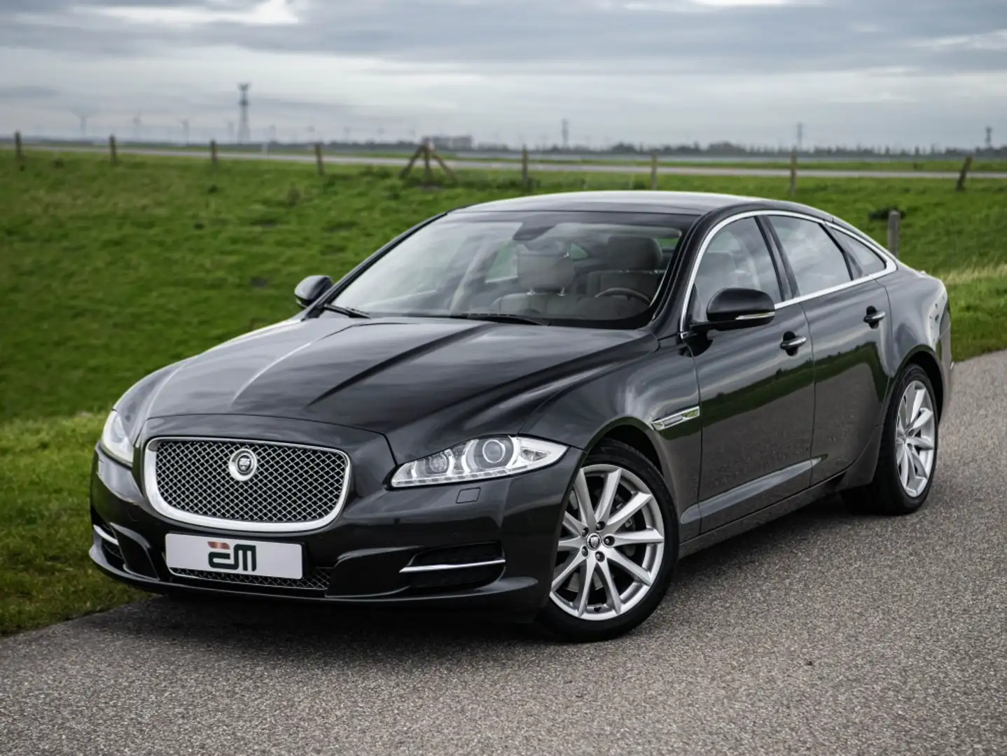 Jaguar XJ 5.0 V8 Portfolio incl. BTW orig.NL 2e eig. Dealer Gris - 2