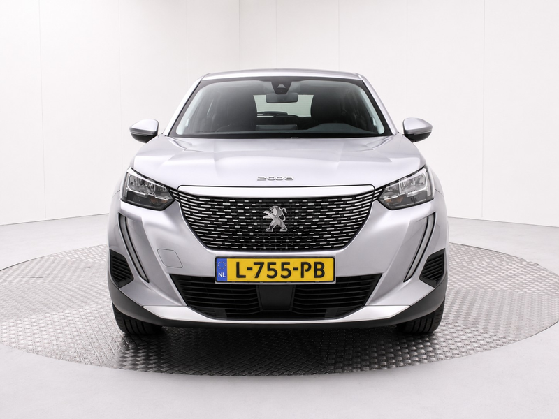 Peugeot e-2008 EV Active 50 kWh | Climate / Cruise / Carplay / Bl — photo 8