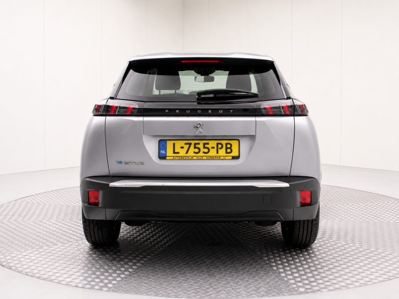Peugeot e-2008 EV Active 50 kWh | Climate / Cruise / Carplay / Bl — photo 4