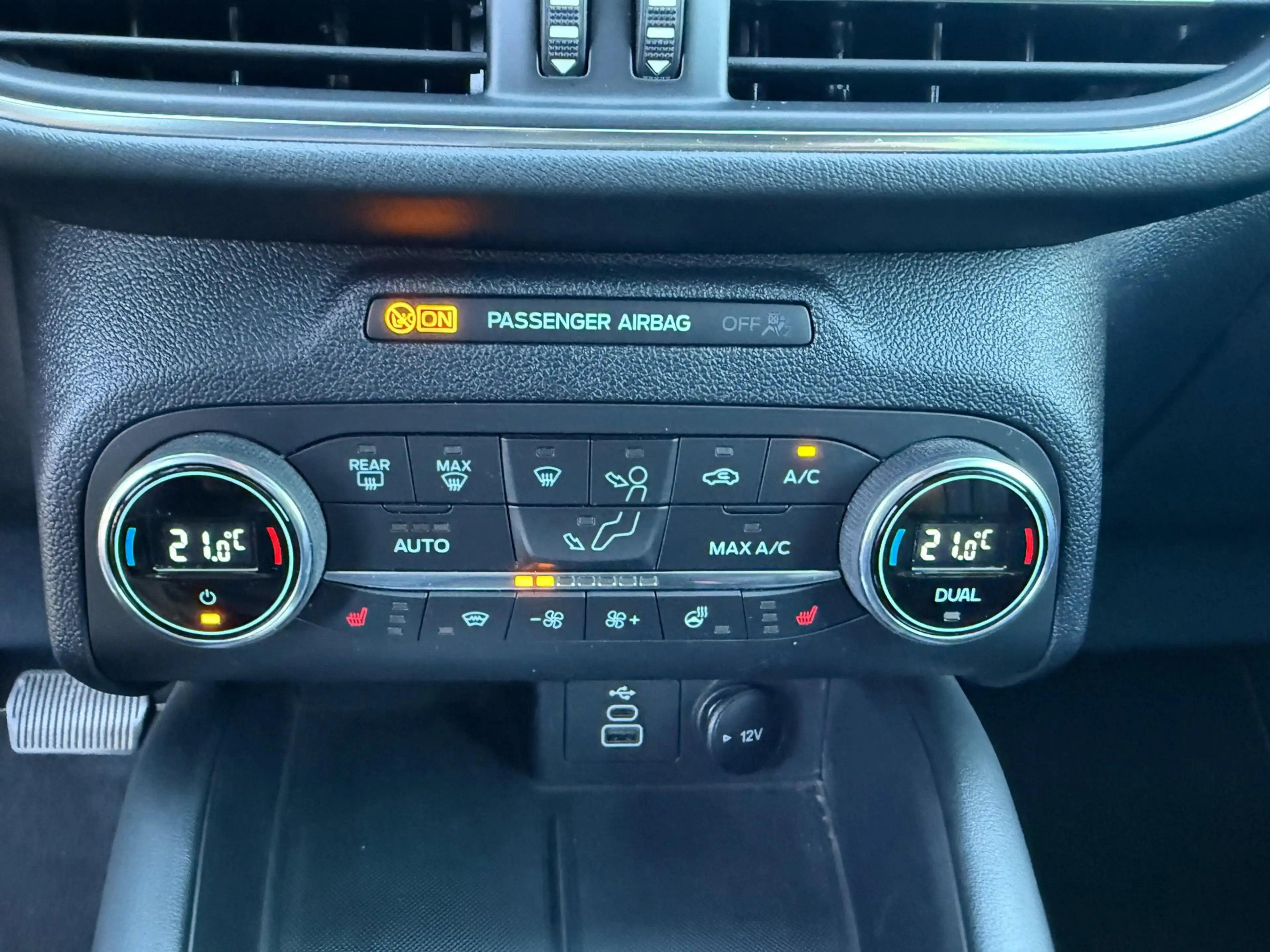 Ford Kuga 2.5 PHEV 225pk Vignale HUD, Camera's, Winter pack, — photo 23