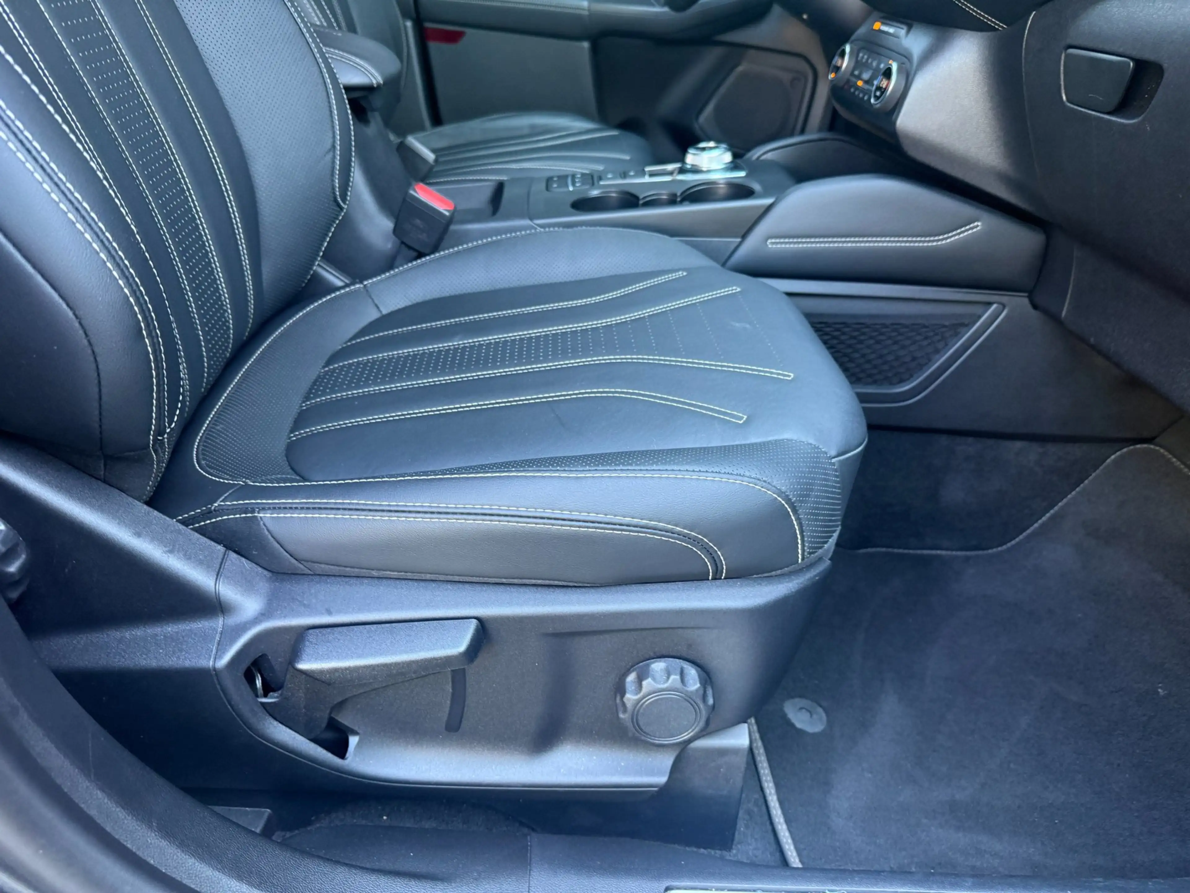 Ford Kuga 2.5 PHEV 225pk Vignale HUD, Camera's, Winter pack, — photo 27