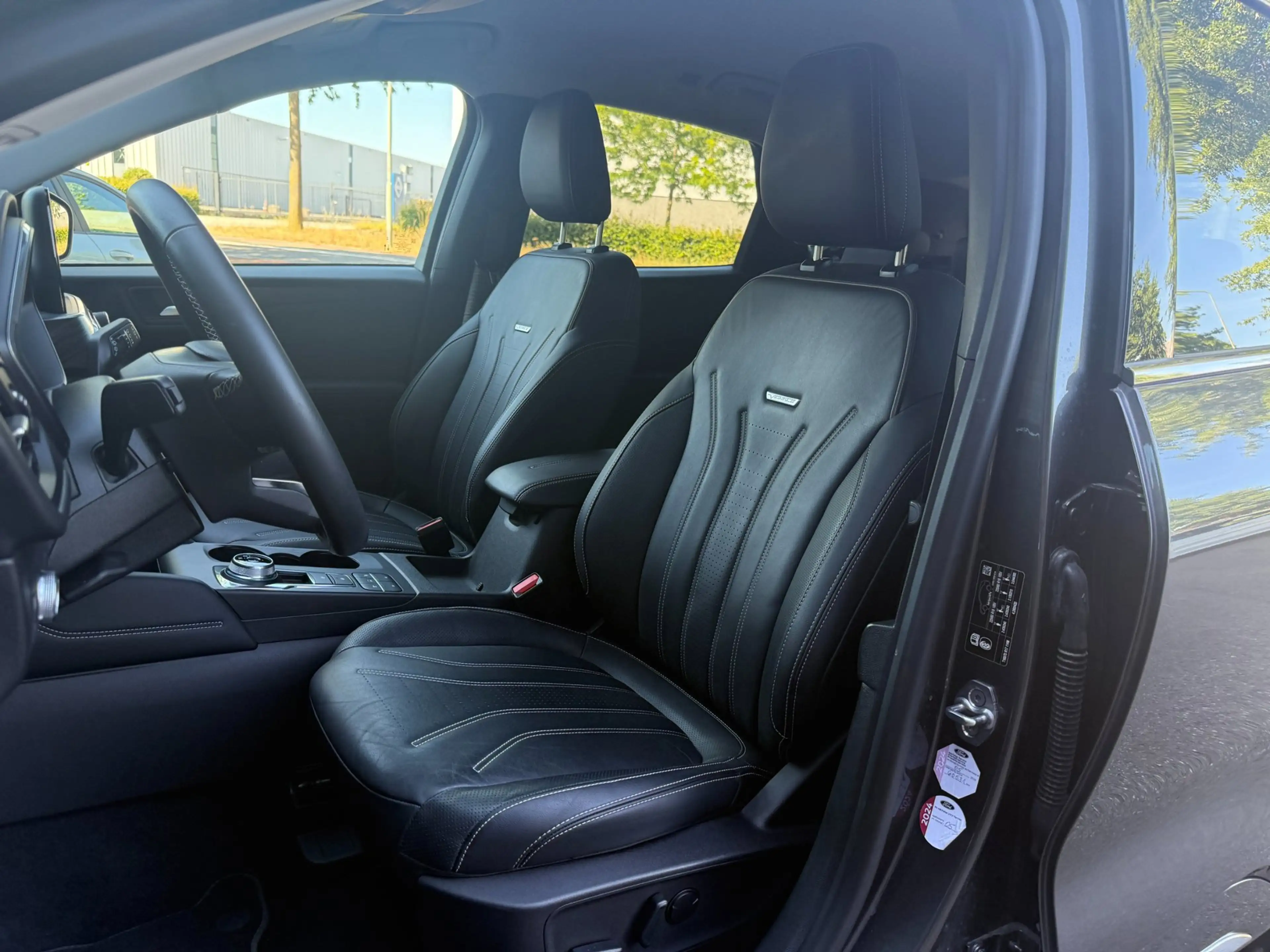 Ford Kuga 2.5 PHEV 225pk Vignale HUD, Camera's, Winter pack, — photo 8